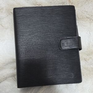 Louis Vuitton GM Agenda Cover In Epi Leather